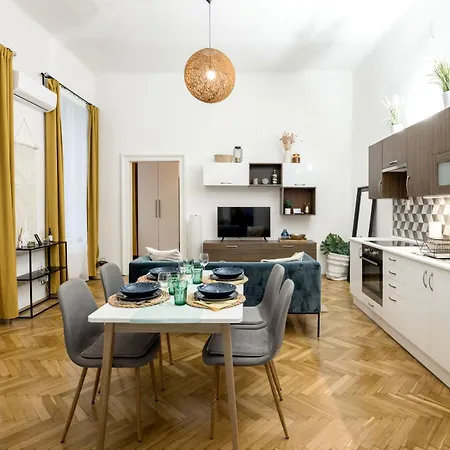 Greenwave * Budapest